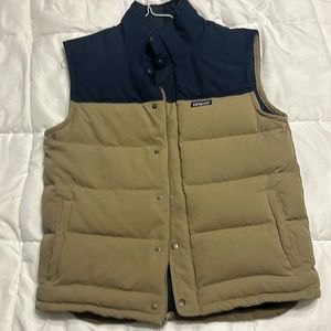 Men’s Patagonia puffer vest
